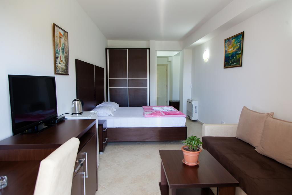 Apartments Art Ulcinj Habitación foto