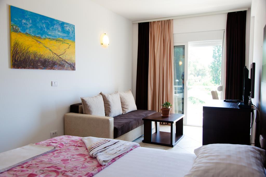 Apartments Art Ulcinj Habitación foto
