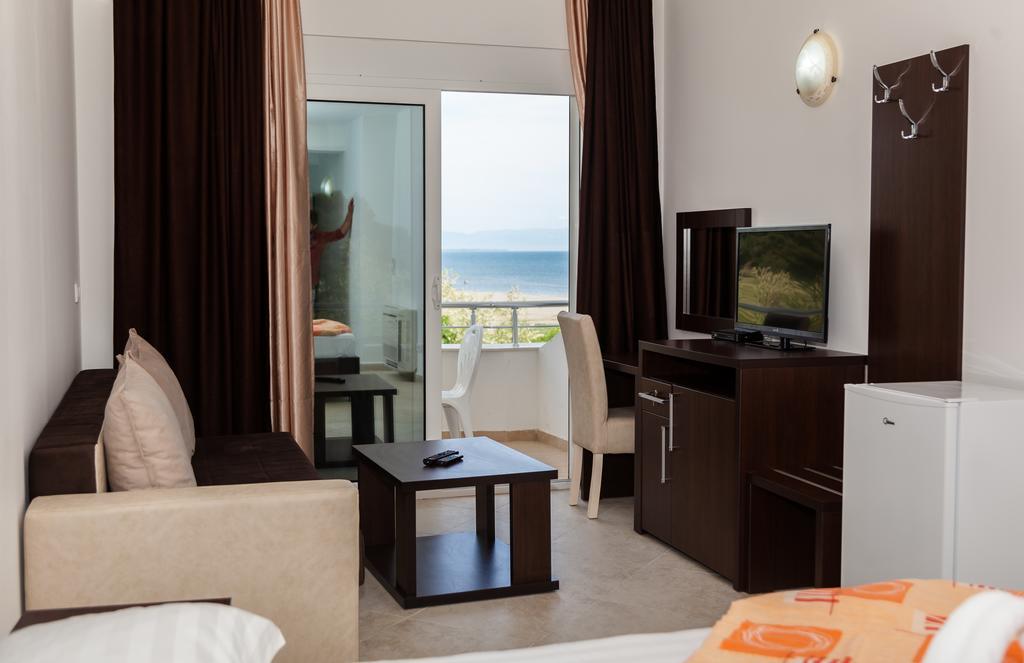 Apartments Art Ulcinj Habitación foto