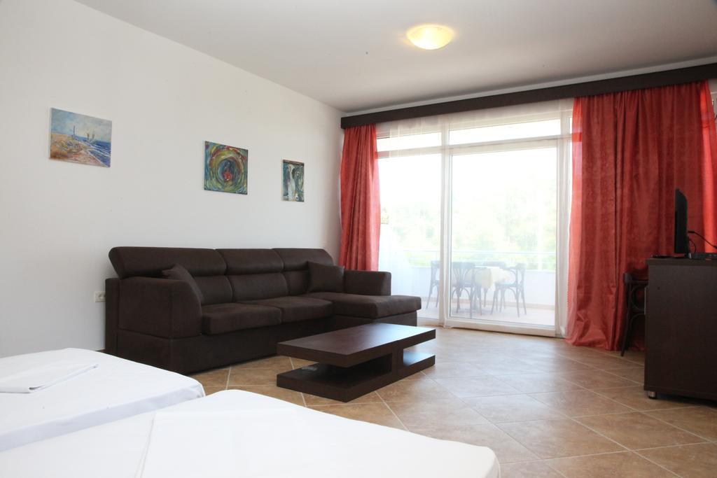 Apartments Art Ulcinj Habitación foto